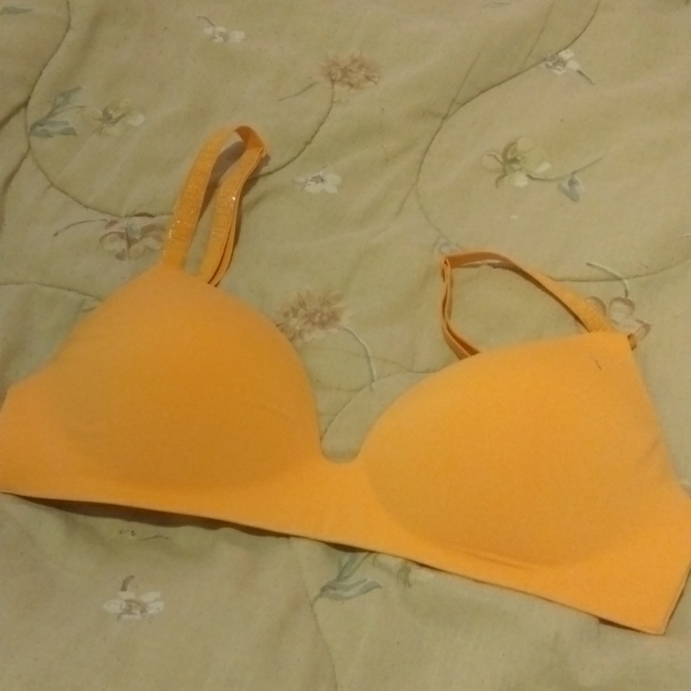 Vic sec bra 34dd